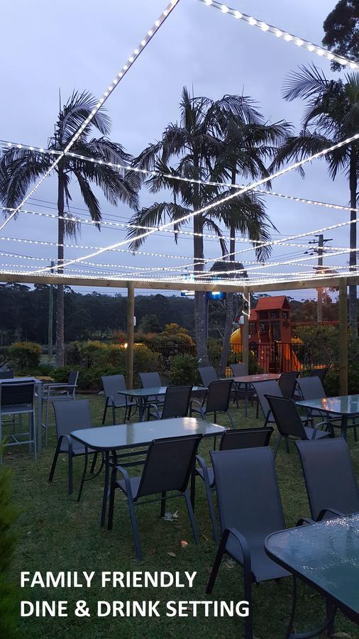 Tabourie Lake Motor Inn Buitenkant foto