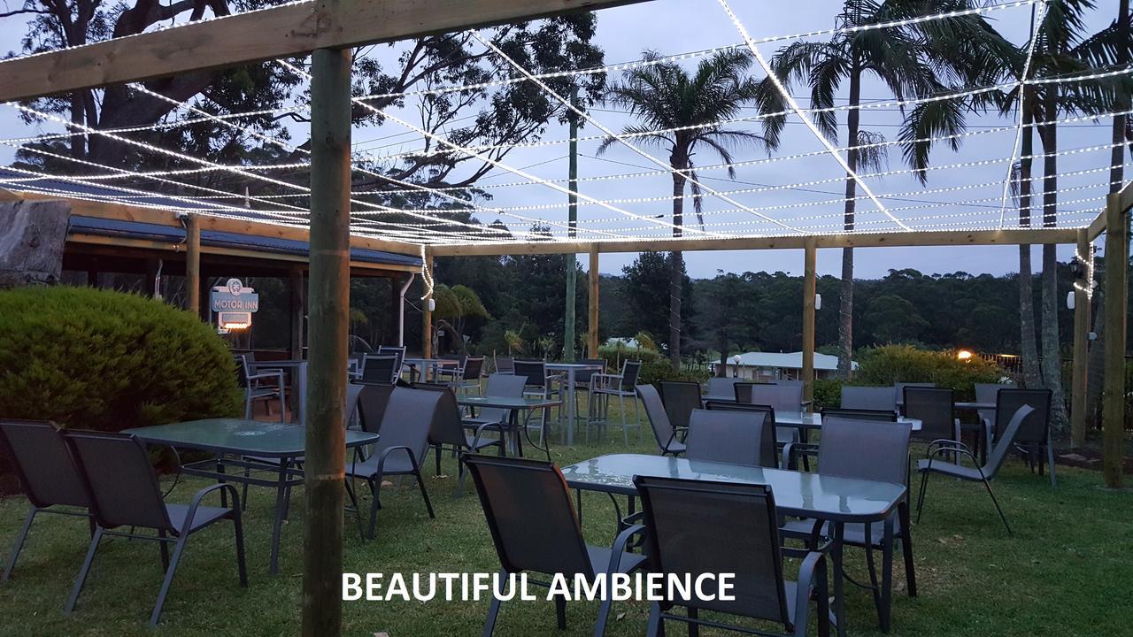 Tabourie Lake Motor Inn Buitenkant foto